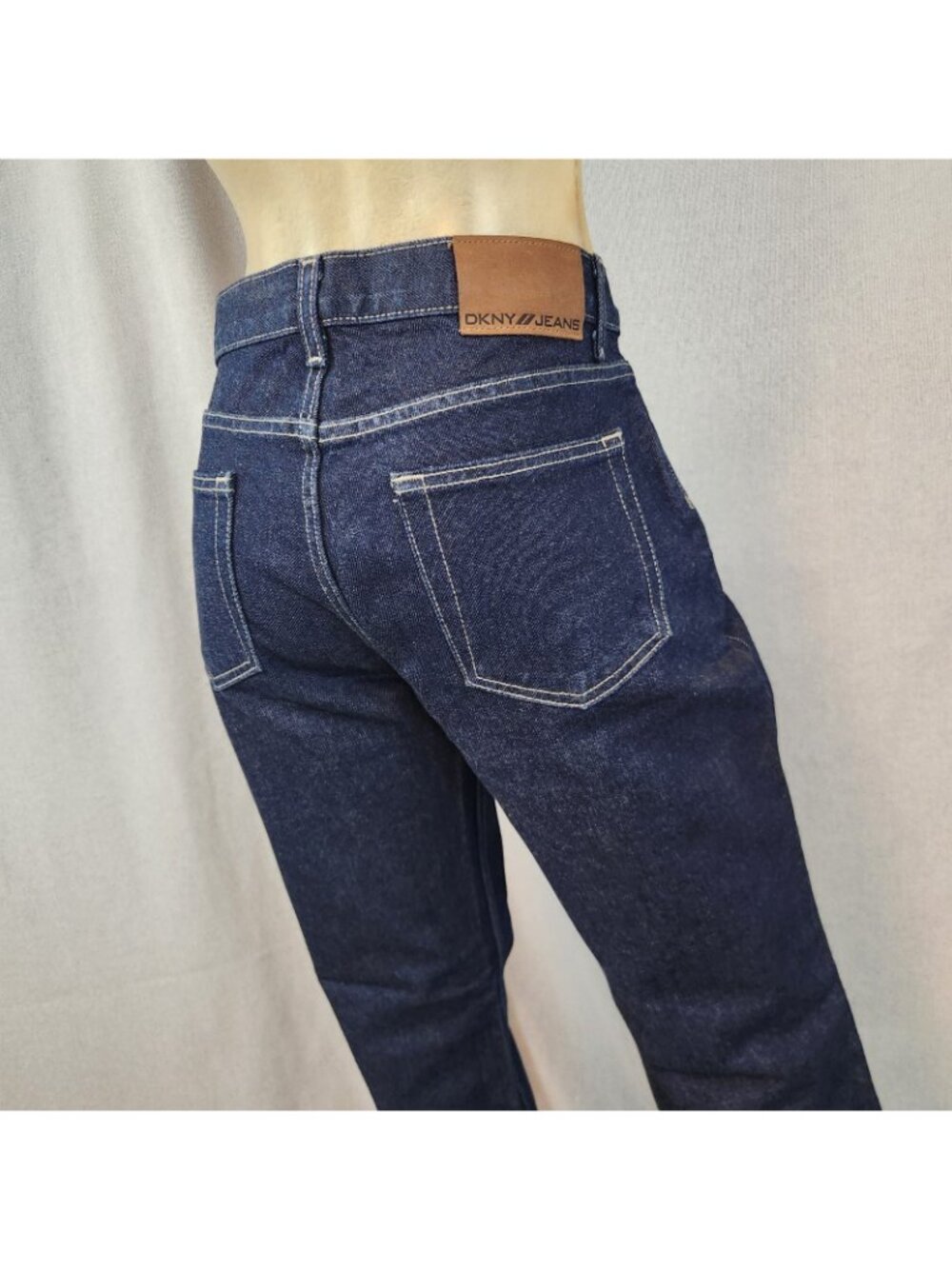 DKNY Jeans Dark Blue Straight Lg Mid Rise Denim Blue Jean Size 6 R LARGE 30 Wx32 - Picture 6 of 9